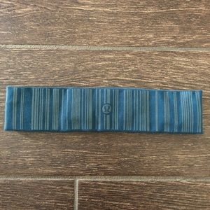 lululemon athletica Accessories - Lululemon headband lululemon athletica Accessories - Lululemon headband